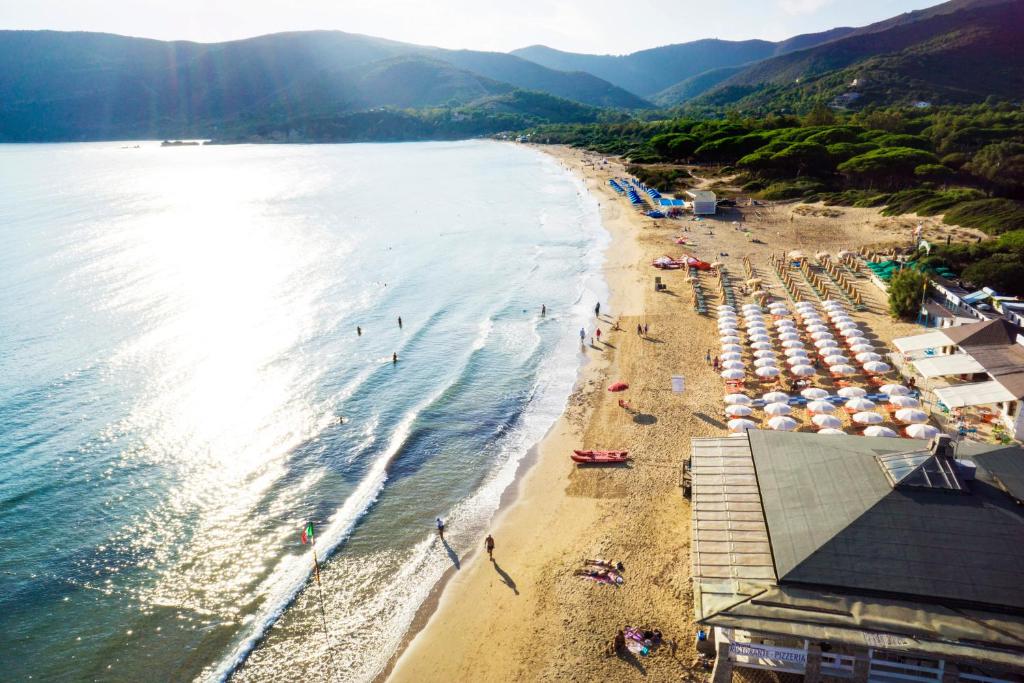 Hotel Club Lacona (Lacona)