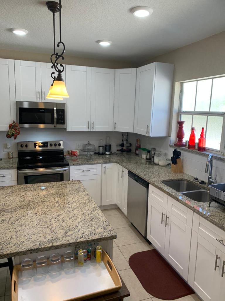 Entire House 2-2 near Ybor City - Car rental avail (Tampa) 
