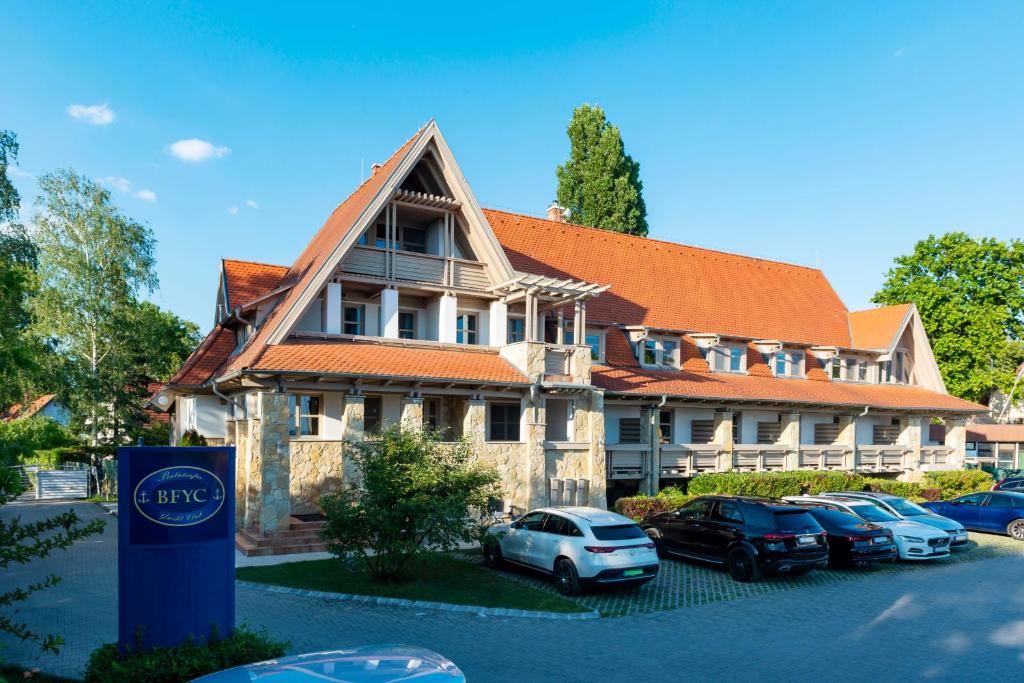 Balatonfői Yacht Club (Balatonkenese) 