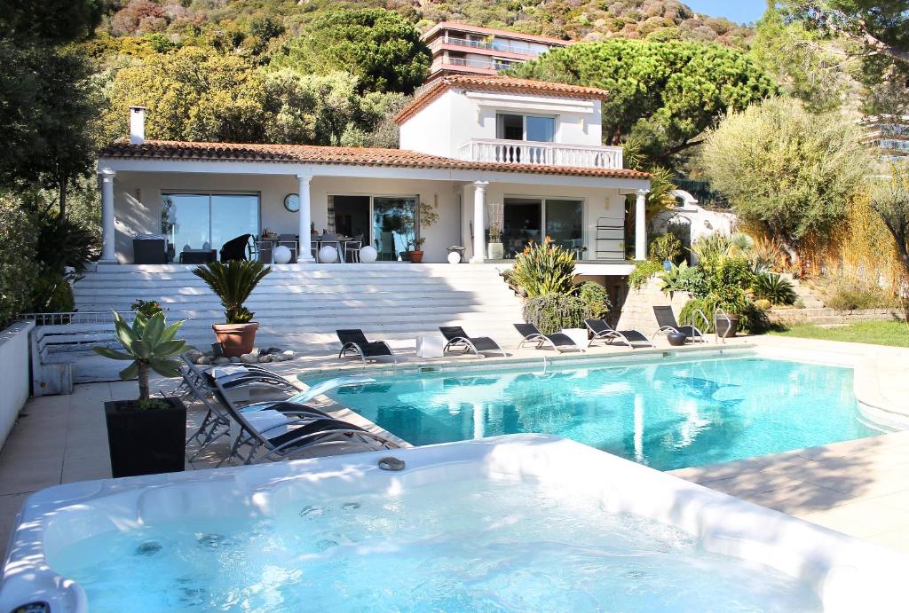 Villa Santa Monica (Ajaccio)