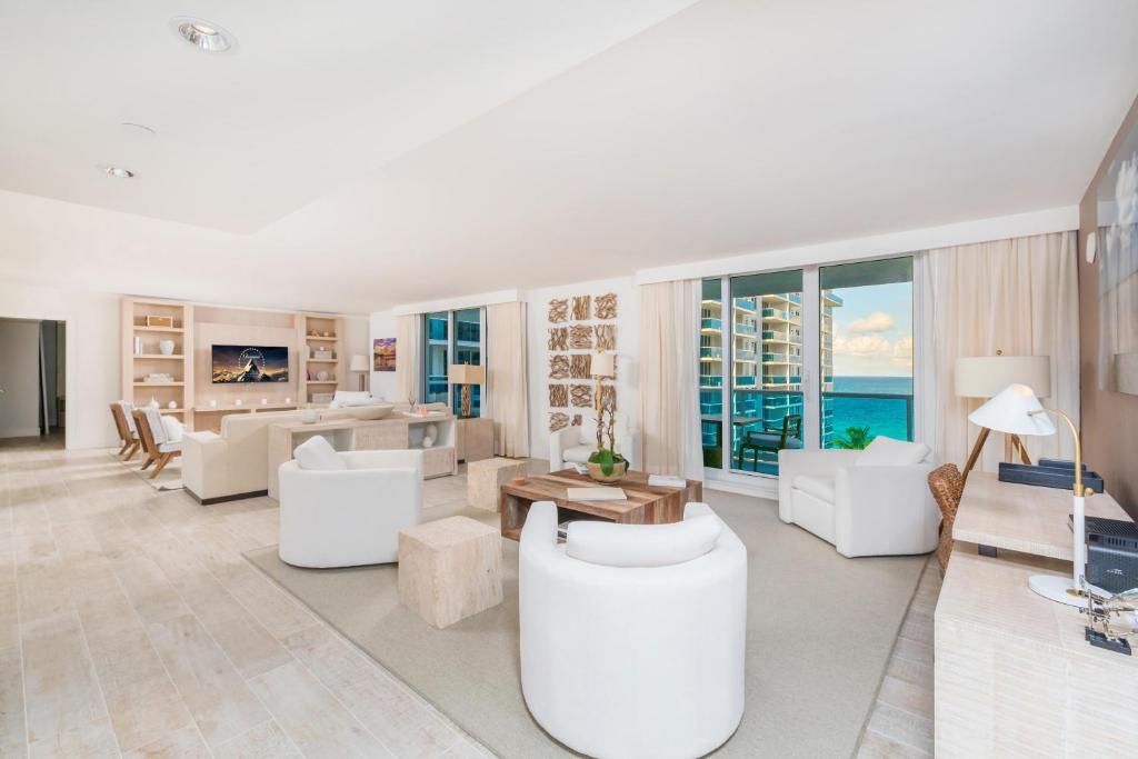 Oceanview Private Condo at 1 Hotel & Homes -1040