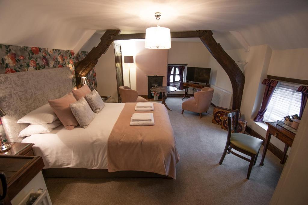 Royal George (Great Easton) 