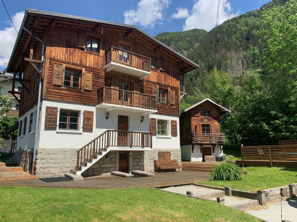 The Lodge