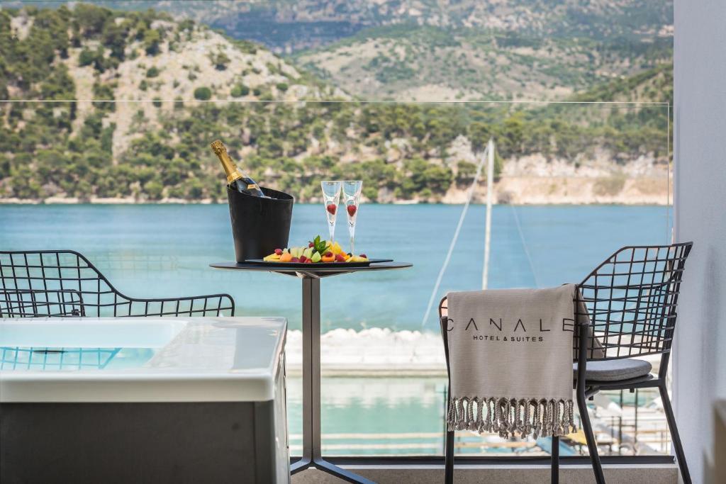 Canale Hotel & Suites (Argostoli)