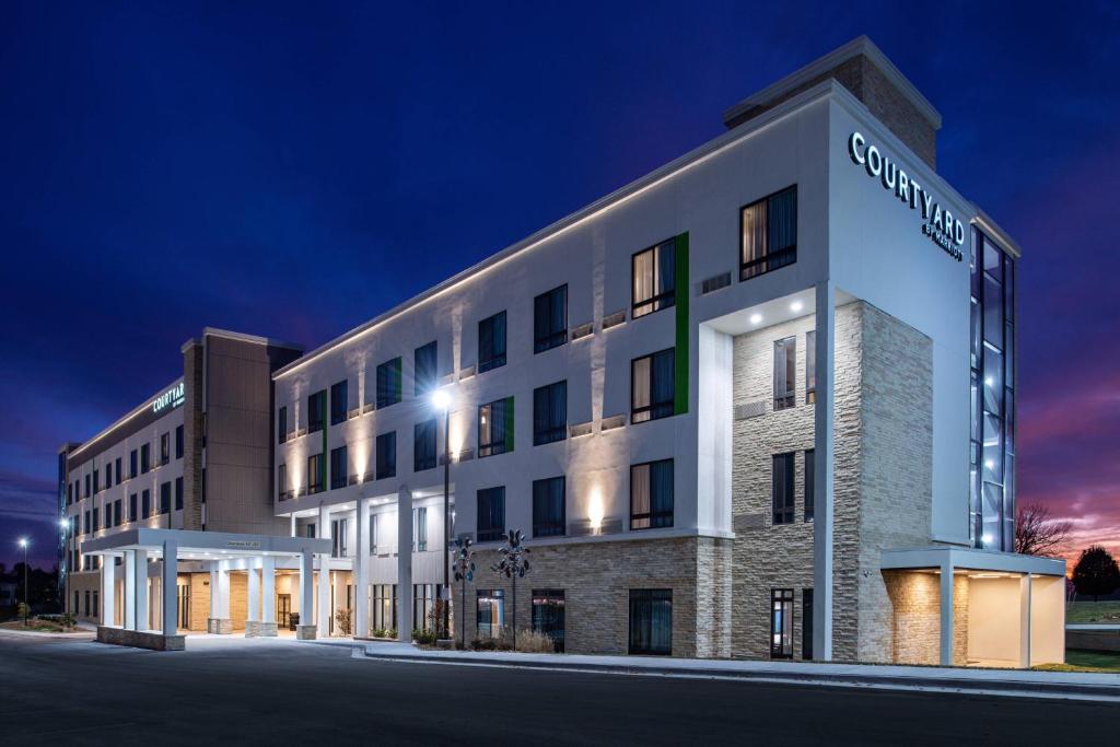 Courtyard Kansas City Olathe (Olathe)
