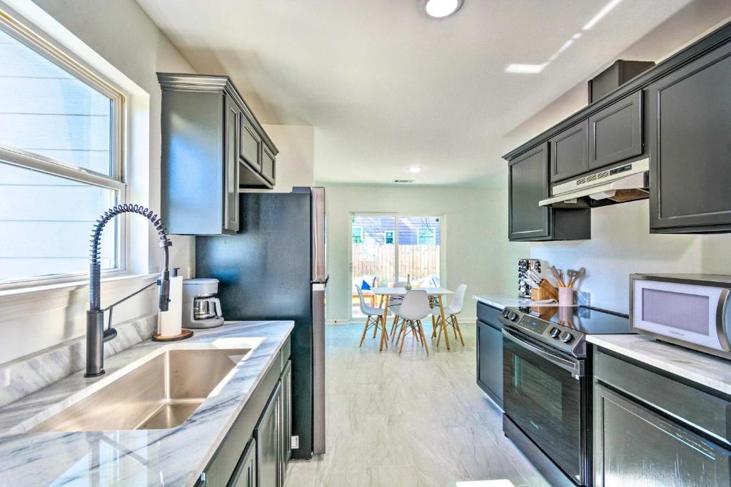 Eclectic North Little Rock House with Fire Pit! (North Little Rock)