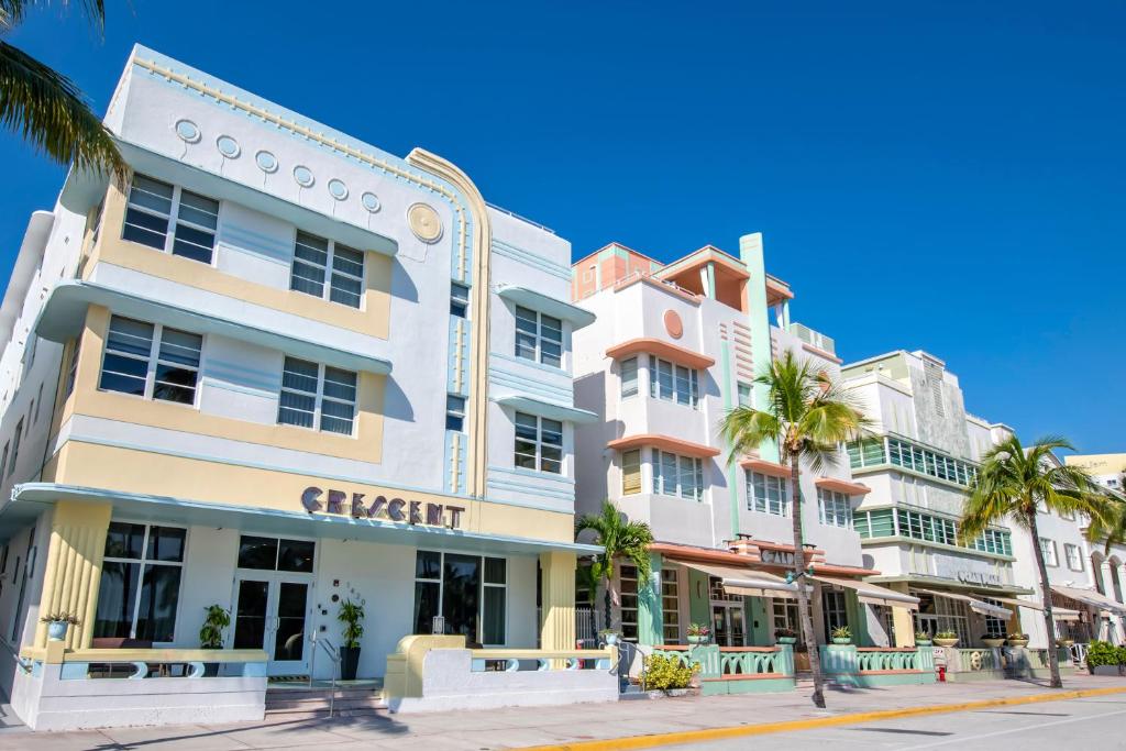 Hilton Vacation Club Crescent on South Beach Miami