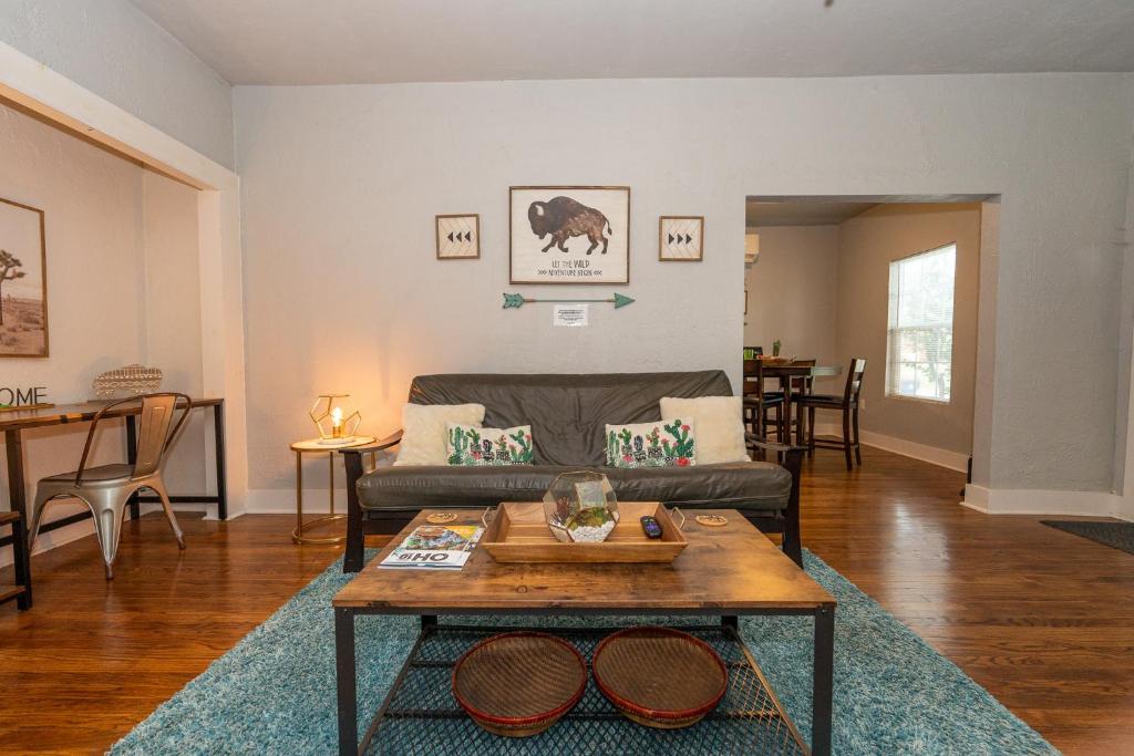The Cozy (Chickasha) 