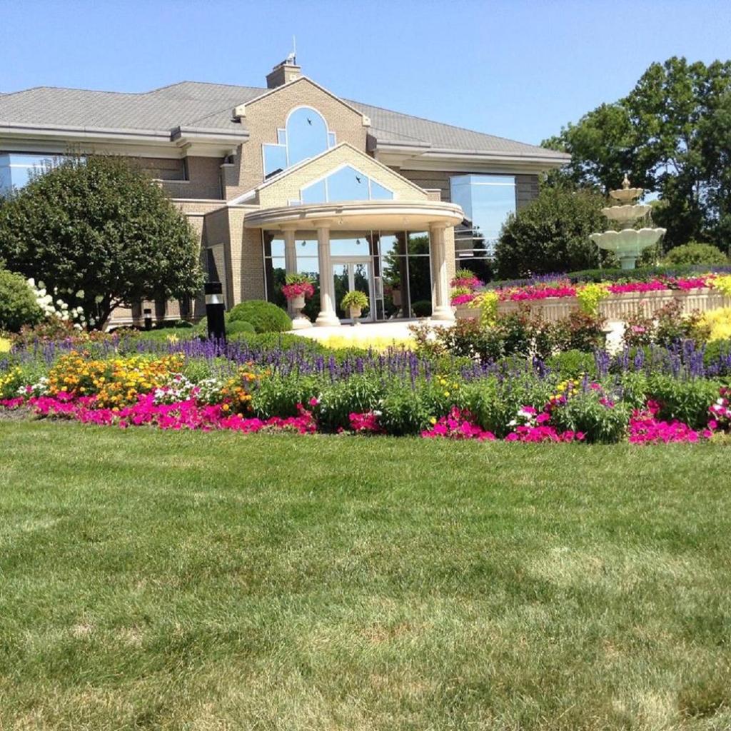 Mill Creek Gardens (Winamac)