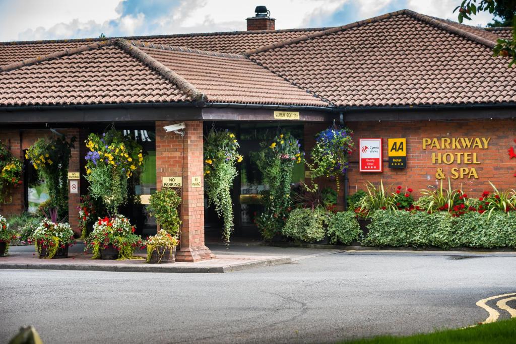 Parkway Hotel & Spa (Newport)