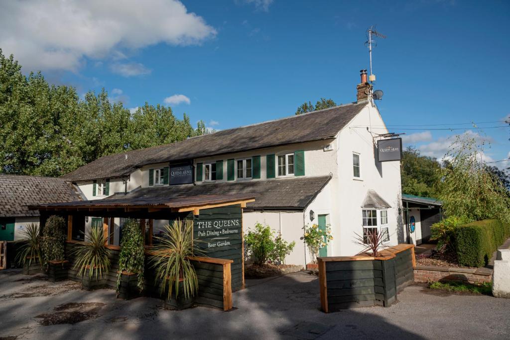 The Queen's Arms (Hungerford) 