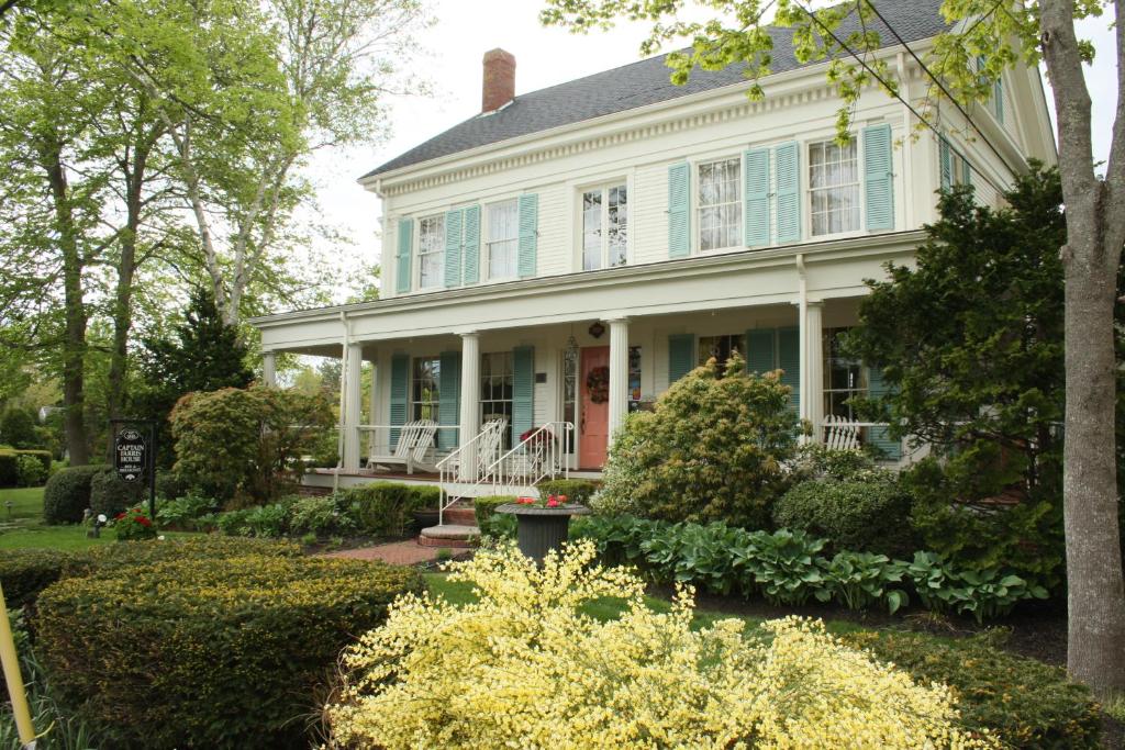 Captain Farris House (South Yarmouth) 