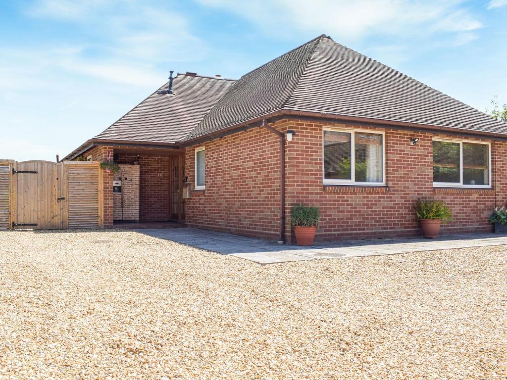 Love Lane Bungalow
