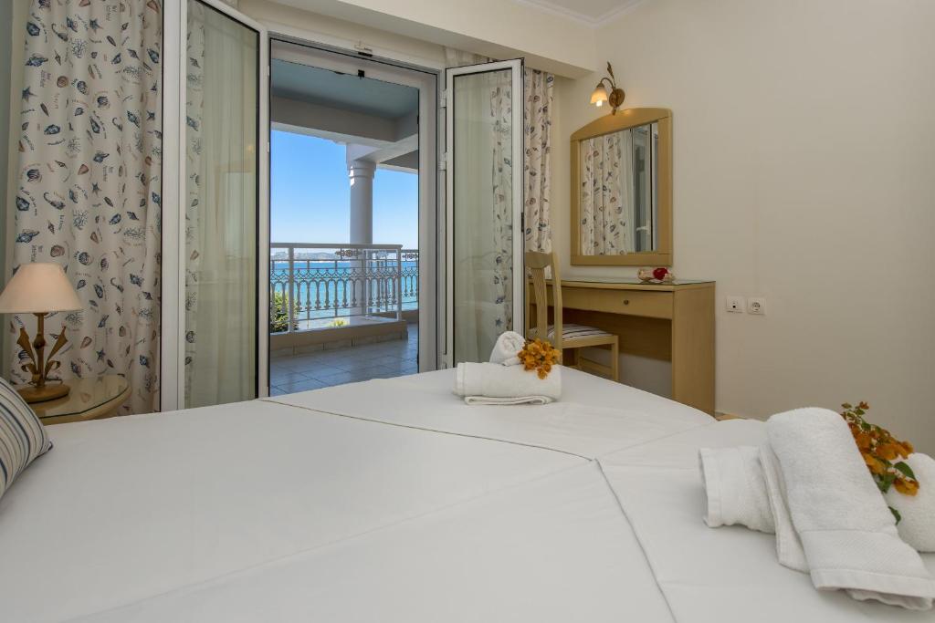 Windmill Bay Hotel (Argasi)