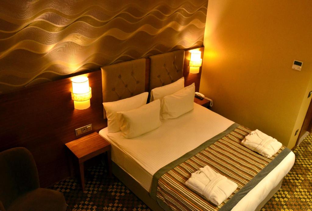 Adranos Hotel