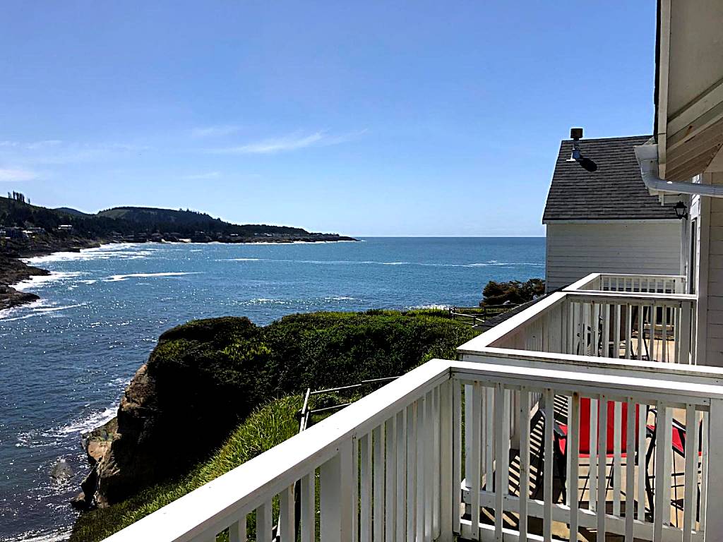 Inn at Arch Rock (Depoe Bay)