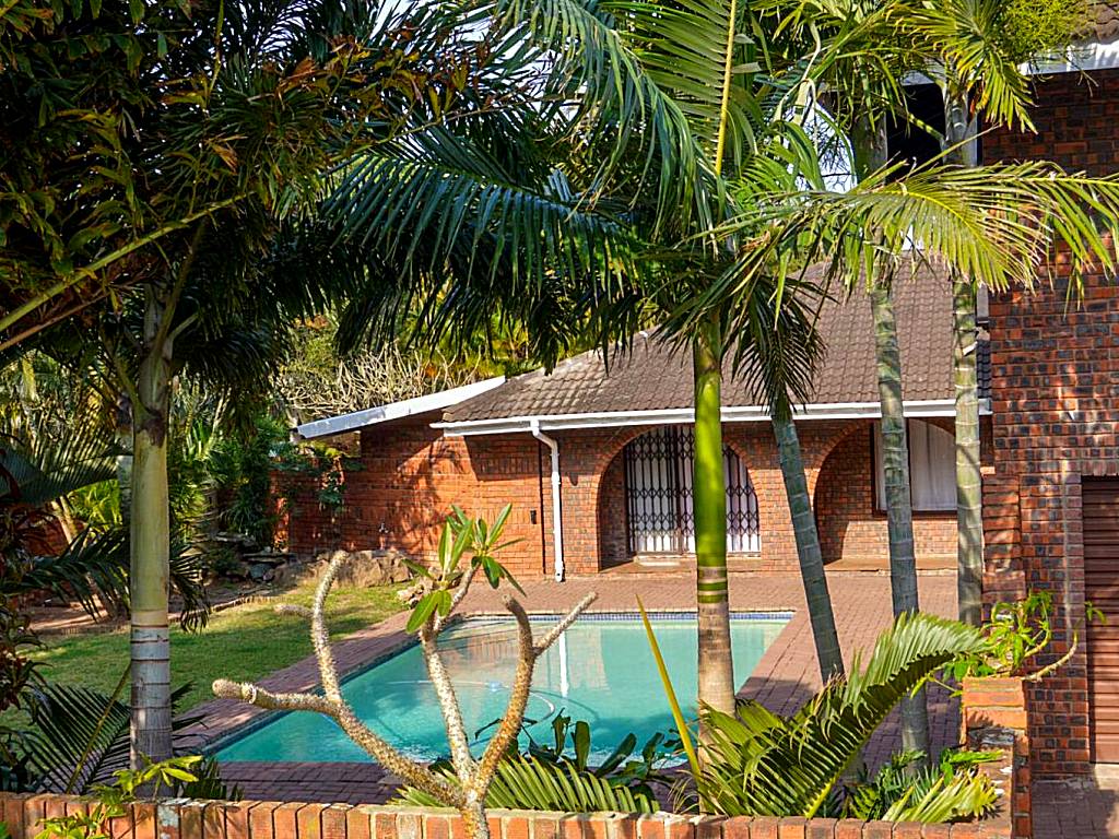 Emangunini Guest house