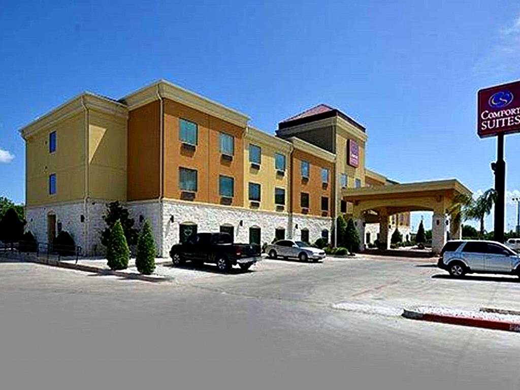 Comfort Suites Bay City (Bay City)