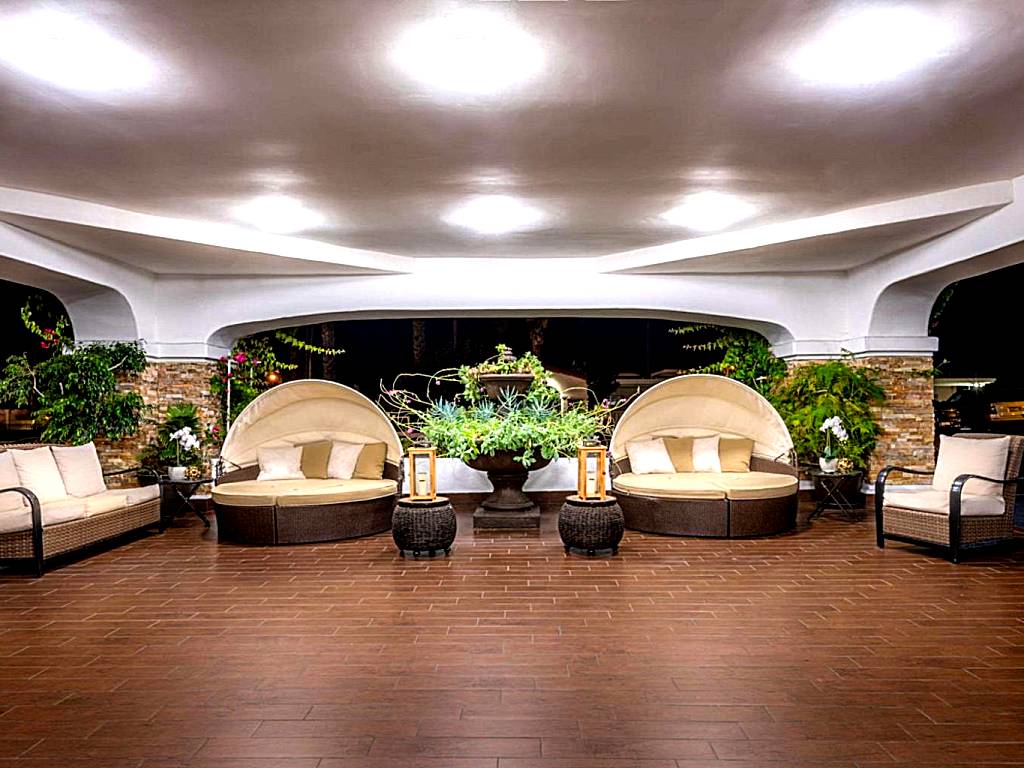 The Volare (San Clemente)