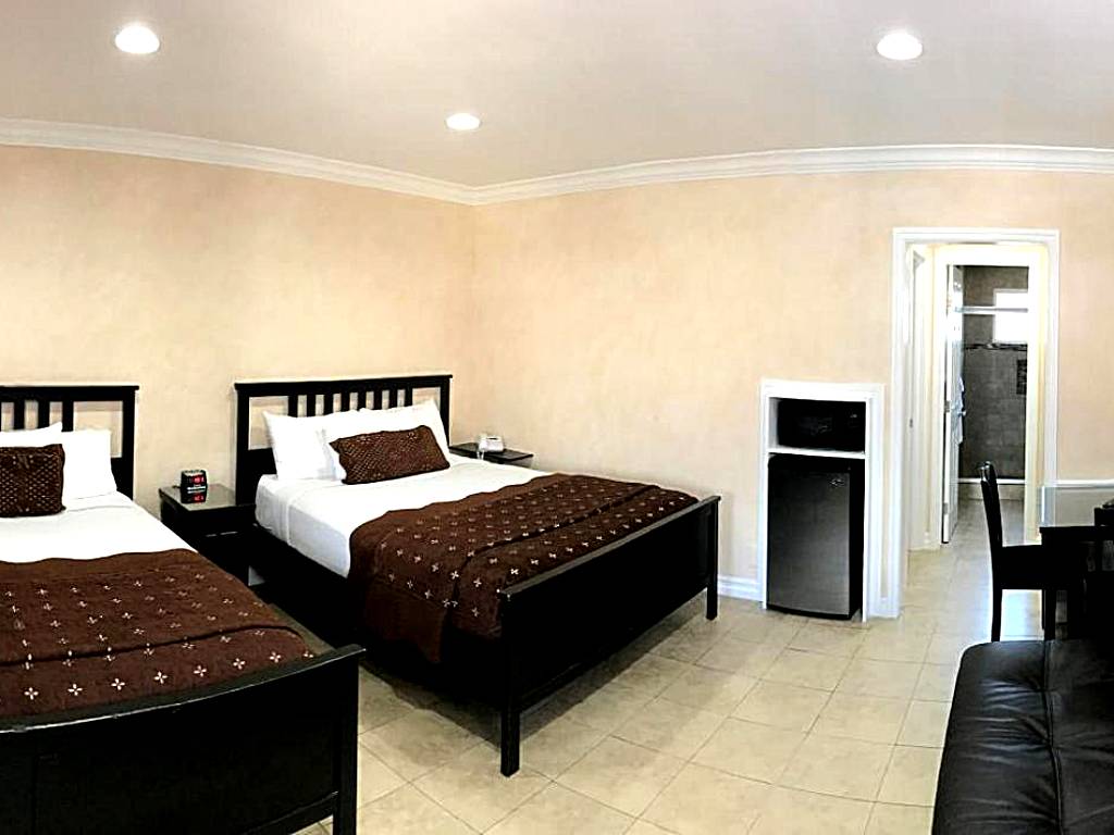 Nite Inn at Universal City
