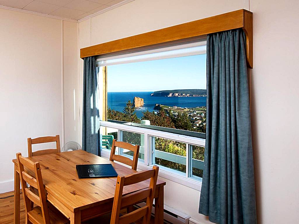 Au Pic de l'Aurore Motel-Chalets (Perce)