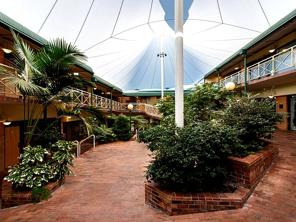 Mayfair Plaza Motel and Apartments (Hobart)