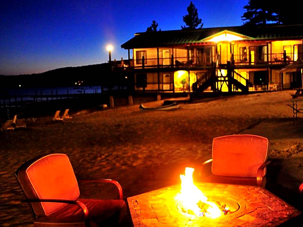Mourelatos Lakeshore Resort (Tahoe Vista)