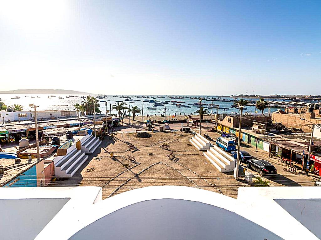 Paracas Hotel Ballestas Island
