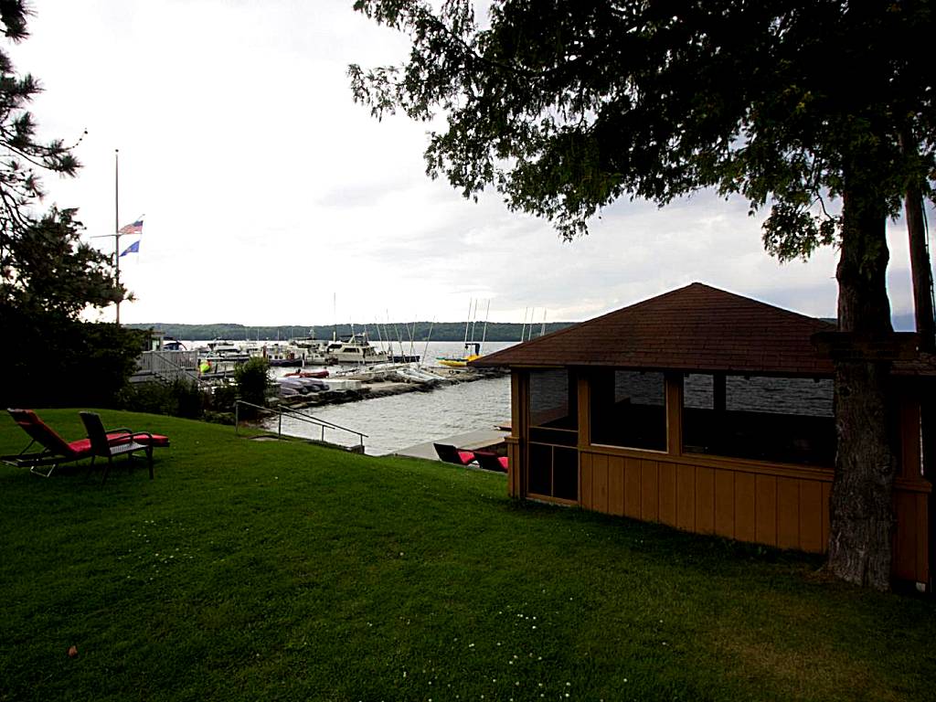Pine Grove Resort (Ephraim)