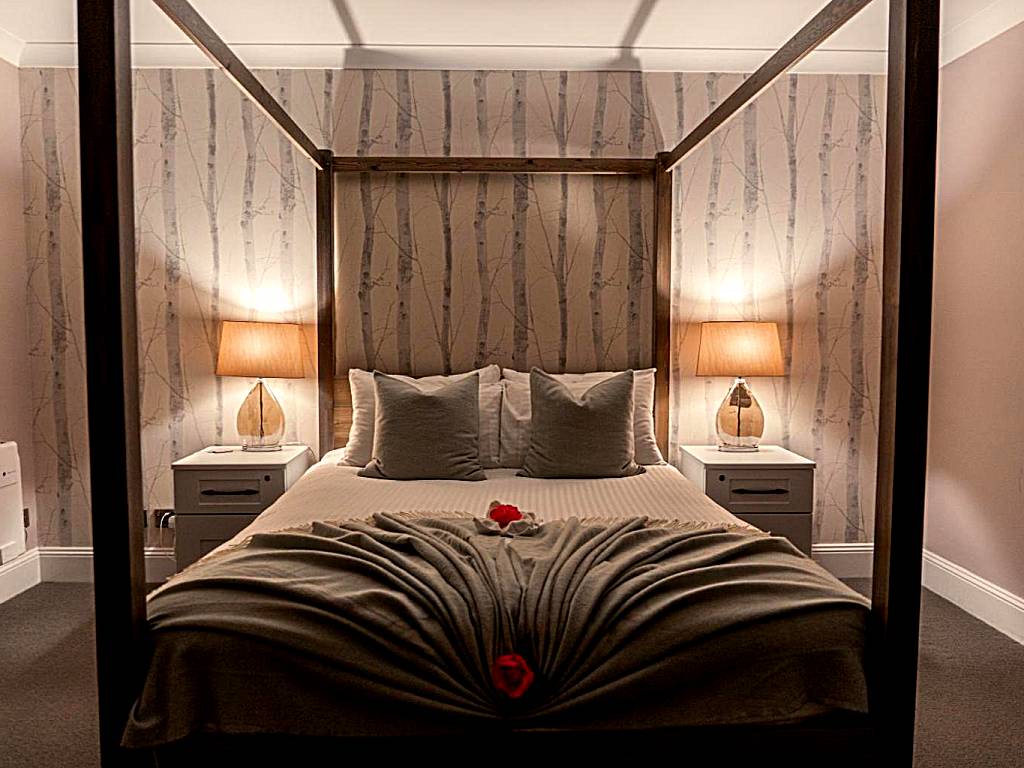 Le Pommier: Deluxe Double Room with Balcony (Kings Mills)
