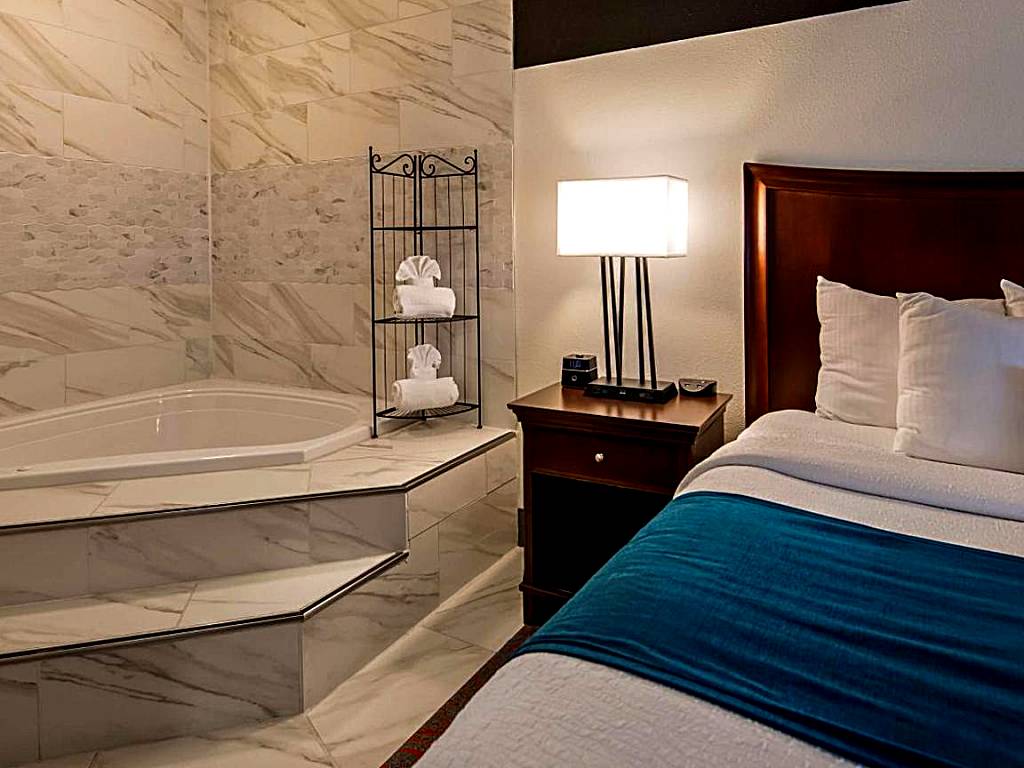 Best Western Plus Daphne: King Suite with Spa Bath - Non-Smoking (Spanish Fort)