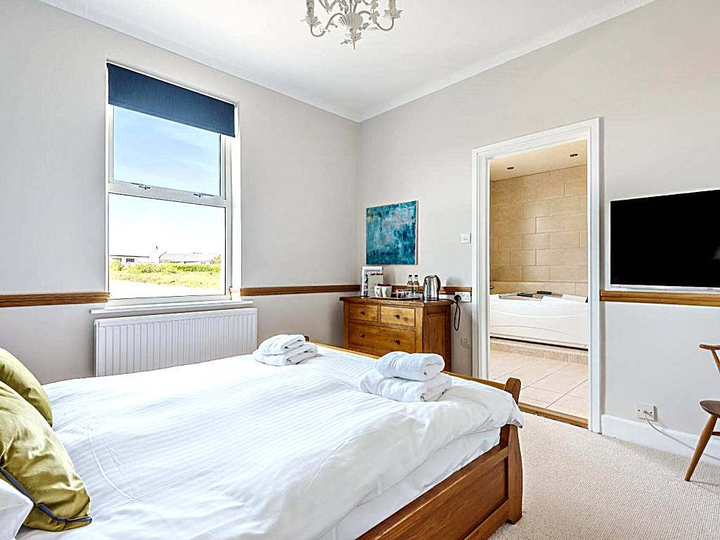 St George's Country House: Double Room with Spa Bath (Perranporth)