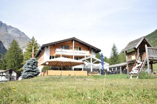 Restaurant & Hostel Hole in One (Randa)
