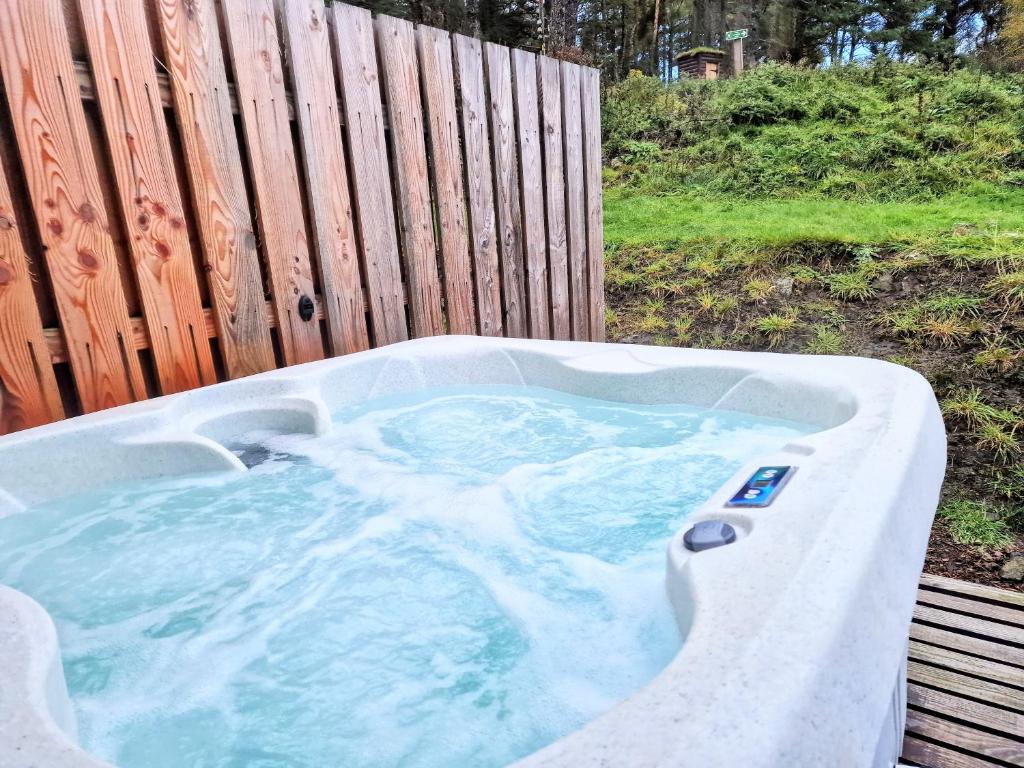 Kaoglen Fallow Pod - Luxury - Hot Tub - Pet Friendly