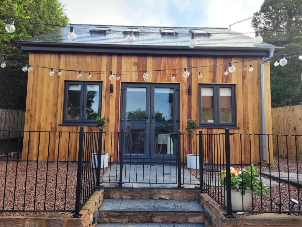 Forest Cedar Lodge, Forest of Dean