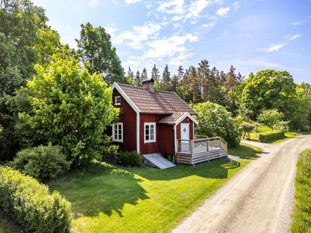 Chalet Kasen Lillstugan - DAL005 by Interhome