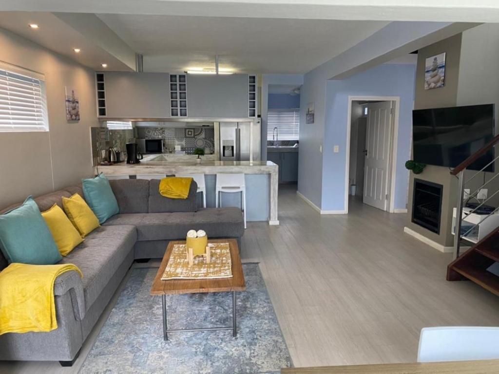 WATERFRONT E7