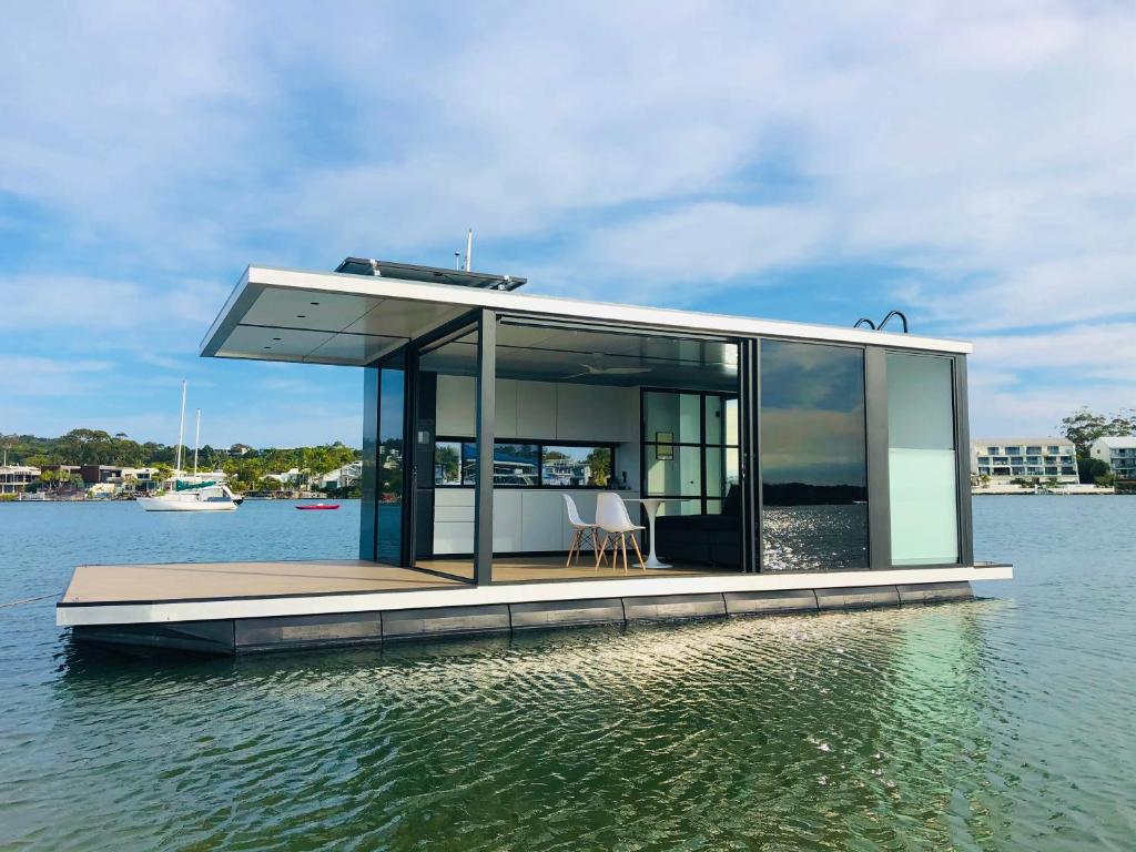 oasis noosa - luxury floating eco villas
