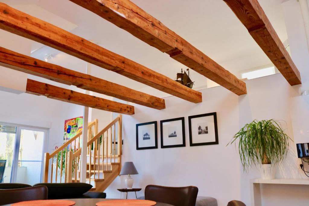 Zwei Ferienwohnungen Anker max 5 Personen & Leuchtturm max 3 Personen, direkt in Steinhude Scheunenviertel, Balkon, WLAN , Privater Parkplatz, Wallbox