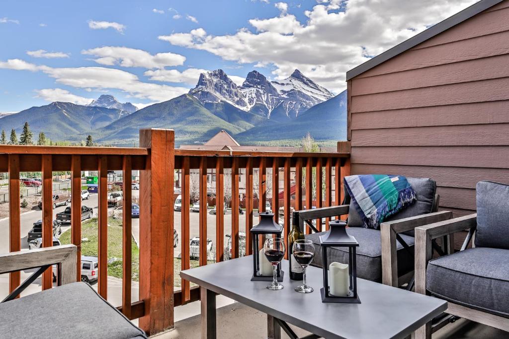 Stoneridge Mountain Resort Condo hosted by Fenwick Vacation Rentals