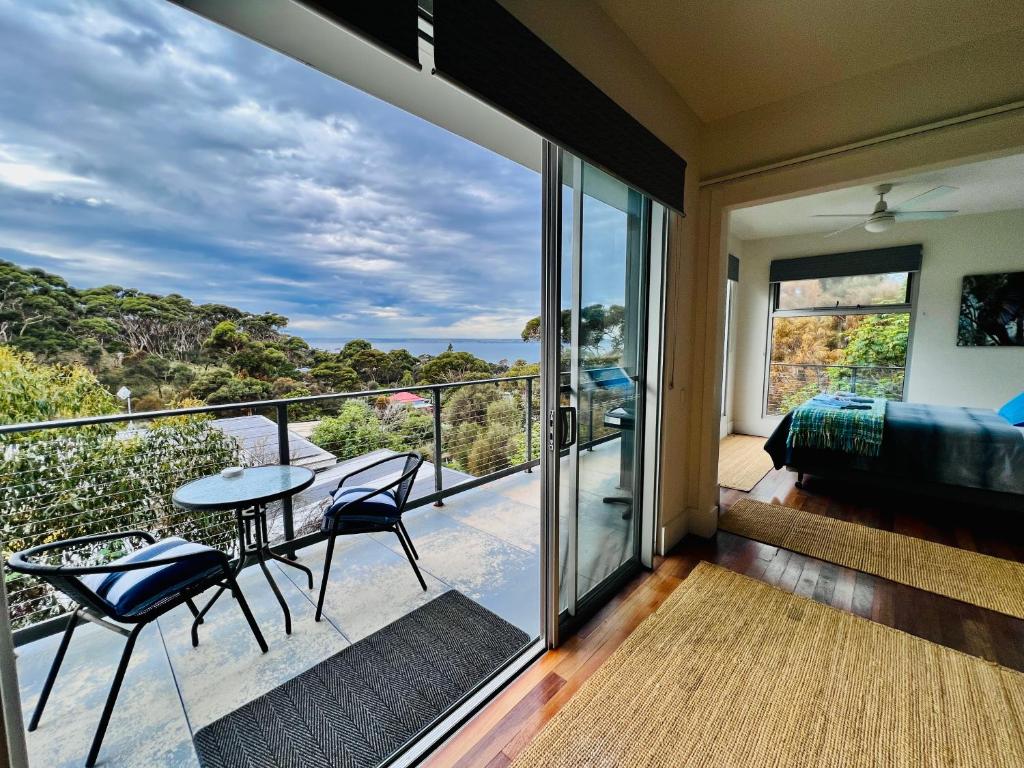 Sunrise on Falie Seaview Eco Accommodation