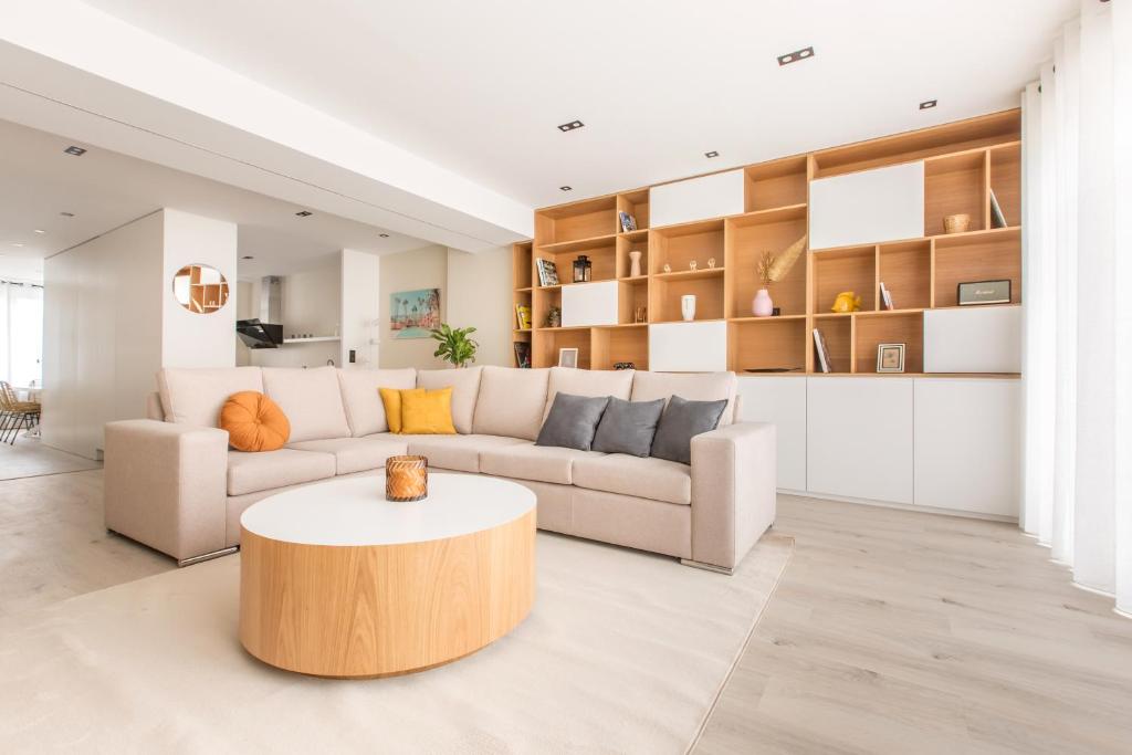 Appartement spacieux et moderne 4 chambres à 5mn à pieds République