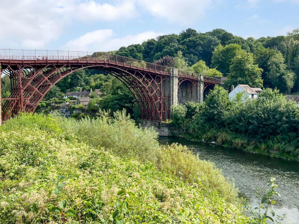 1 Severn Bank