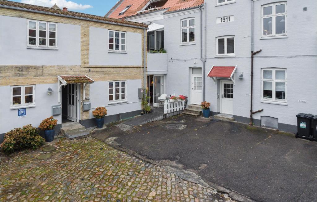 One-Bedroom Apartment in Stege