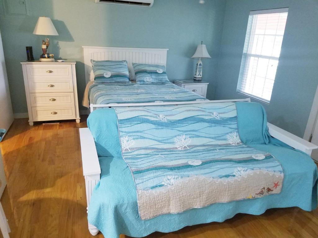 Coastal Cottage Bay House