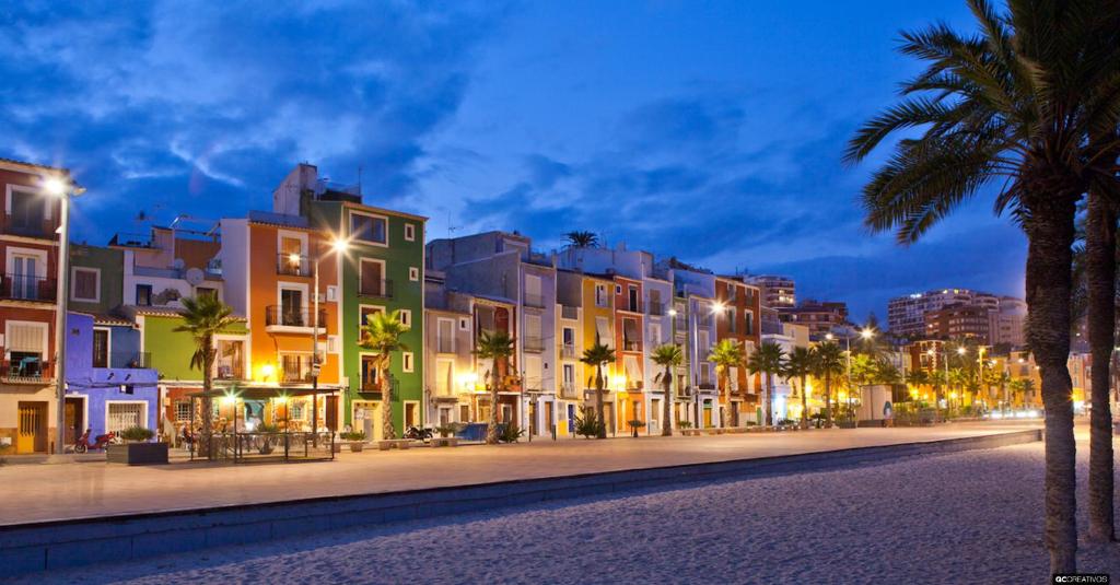 HAPPYVILA Apartments