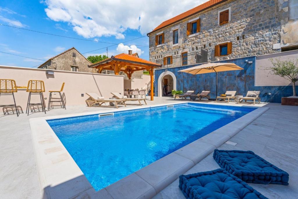 New! Charming Villa Perina with private pool