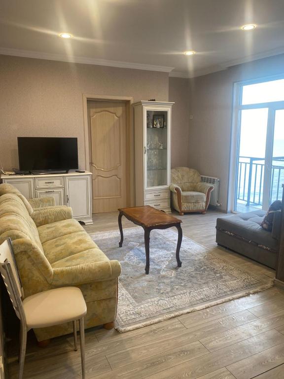 Black See Apartment