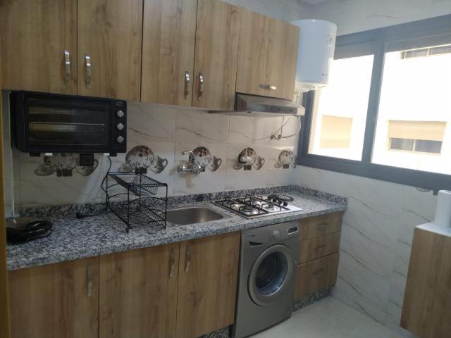 Appartement à mehdia 2 juste pour couple marié on n'accepte pas les voyageurs célibataires ou les groupes d amis