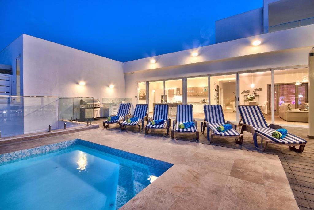 Carob Hills Villas - By Luxury Villas Malta